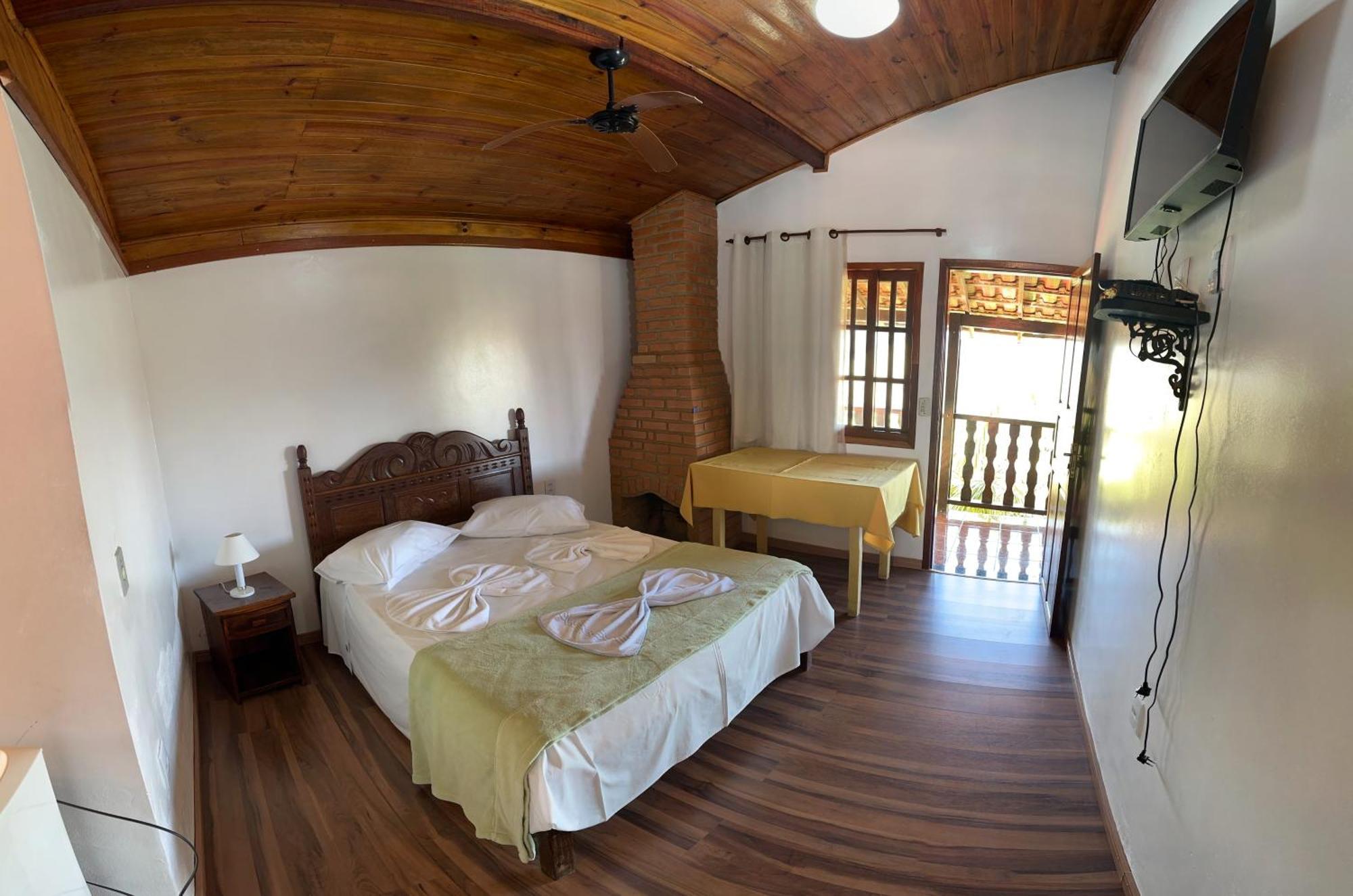 Hotel Alpha Ville Chales Conceição da Ibitipoca Bagian luar foto
